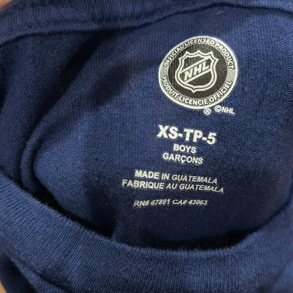 EUC Boys Tampa Bay Lightning Blue T-shirt Size XS - Picture 3 of 3